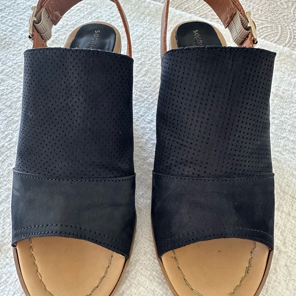 Sophia Milano Block Heels Navy Suede Sandals Slingback Made In Italy 6.5 - Picture 5 of 10